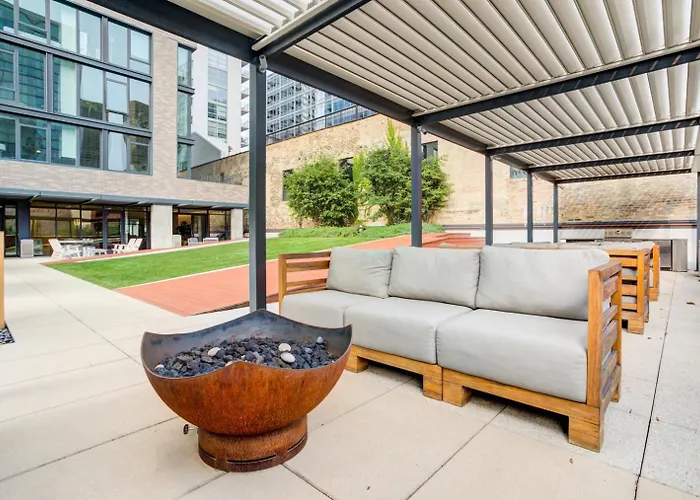 Blueground West Loop Rooftop Pool Gym Chi-1138 Апартаменты *